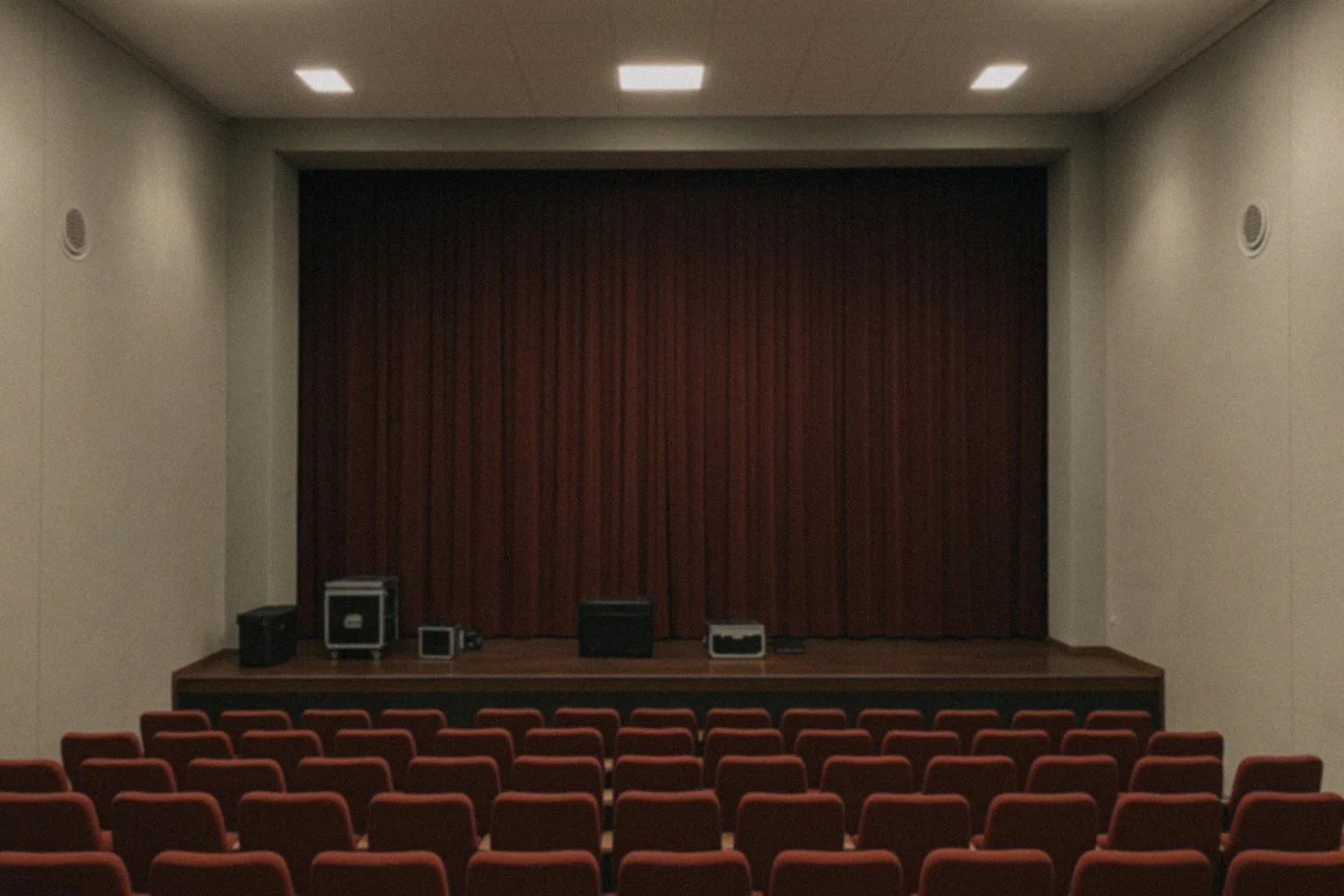 Nowy program Rafała Rutkowskiego: „Podróż w czasie” na jaworskiej scenie